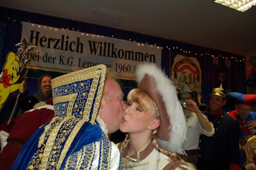 14.kusschen